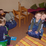 Spielen und Zusammensein Spielen und Zusammensein